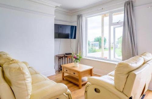 Downderry House | On The Beach, East Yardley House - Uk31203