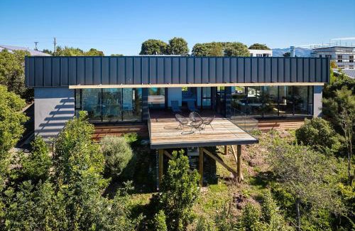 Kaikoura House | On The Edge Luxury