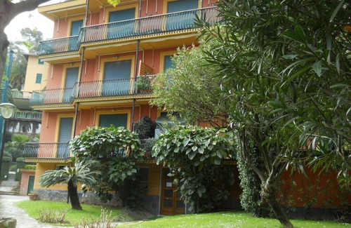 Santa Margherita Ligure Apartment | ON THE SEA AND IN THE GREEN