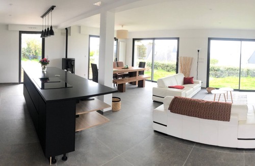 Plonevez-Porzay House | On the Kervel Beach Douarnenez Bay