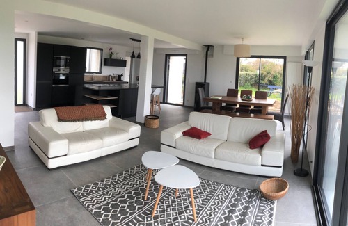 Plonevez-Porzay House | On the Kervel Beach Douarnenez Bay