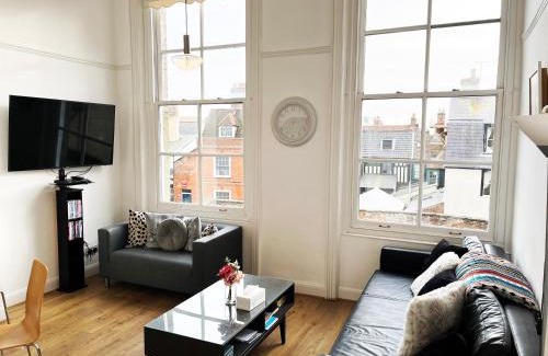 Harwich Apartment | On the Quay