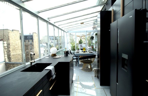 Quartier de la Chapelle Condo | on the roof, magnificient flat
