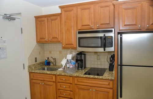 Ortona Park Resort | ~ Once Upon a TIDE ~ BREATHTAKING ~ Modern ~ OCEAN VIEW ~ Condo!