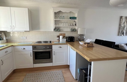 Marazion Apartment | One bedroom 1st floor apartment with balcony and close to the beach and town