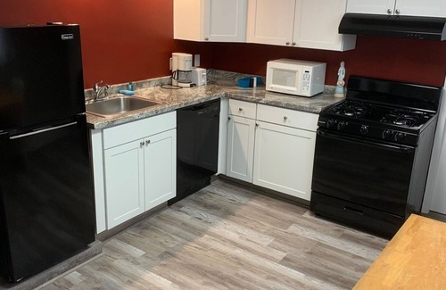 St. Leonard's Tract Apartment | One Bedroom Apartment 250 feet to the boardwalk and beach!