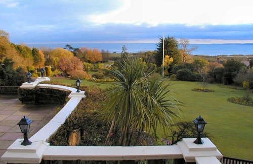 Exmouth Apartment | One Bedroom Apartment Close Near Beachfront