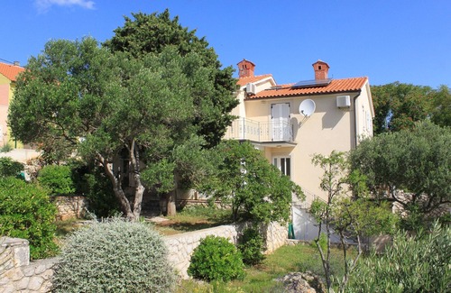Nerezine Apartment | One bedroom apartment with balcony and sea view Nerezine, Lošinj (A-2518-a)