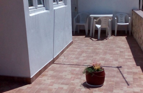 Metajna Apartment | One bedroom apartment with terrace and sea view Metajna, Pag (A-6336-g)