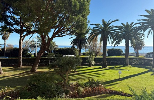 La Bocca Apartment | One-bedroom apartment near the beach