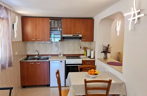 Silo Apartment | One bedroom apartment near beach Šilo, Krk (A-18740-a)
