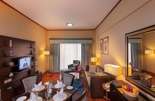 Discovery Gardens Apartment | One Bedroom Apartment Near Gardens Metro By Luxury Bookings AB