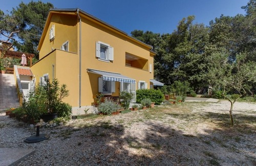 Artatore Apartment | One bedroom apartment with terrace Artatore, Lošinj (A-8022-b)