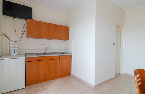 Mandre Apartment | One bedroom apartment with balcony and sea view Mandre, Pag (A-18748-b)