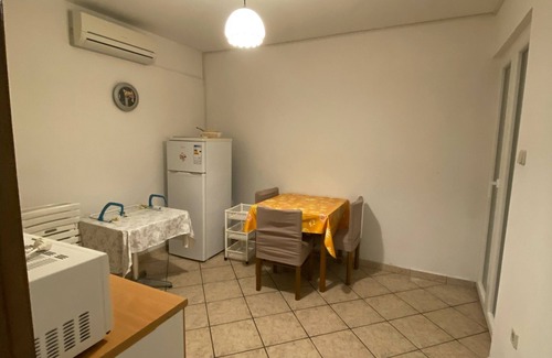 Lopar Apartment | One bedroom apartment with balcony and sea view Lopar, Rab (A-23747-c)