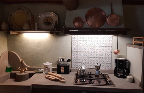 Cortona Cottage | One Bedroom Barn in a Medieval Hamlet