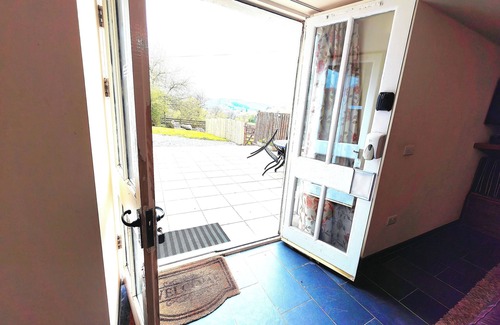 Dolgellau Cottage | One Bedroom Cottage located in Heart of Snowdonia National Park. Sleeps 3-4