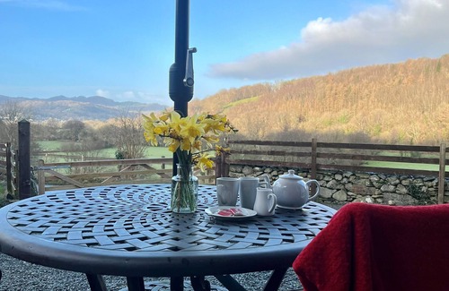 Dolgellau Cottage | One Bedroom Cottage located in Heart of Snowdonia National Park. Sleeps 3-4