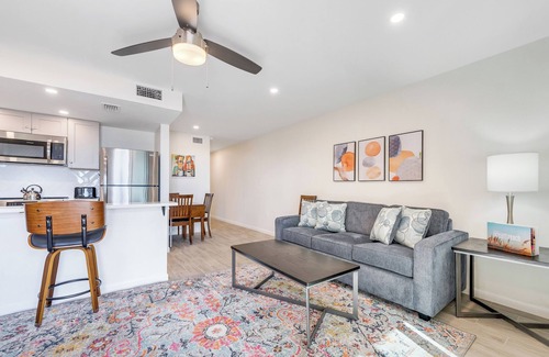 Sanibel Condo | One-bedroom ground floor with direct access to beach/pool. Lots amenities!