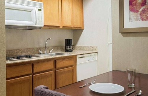 Orlando Apartment | One Bedroom King Suite Near Walgreens ORL
