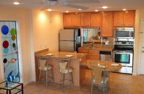 Osage Beach Villa | One bedroom/Pet freindly/Waterfront