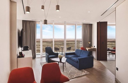 Jebel Ali House | One Bedroom Suite Near Jabel Ali Golf Resort By Luxury Bookings