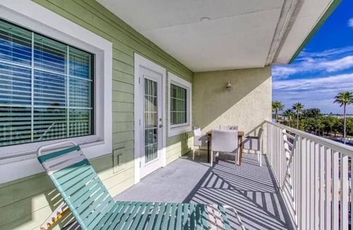 Indian Rocks Beach Apartment | One Bedroom suite at New Hotel Collection Harbourside March 15 - 22 , 2026