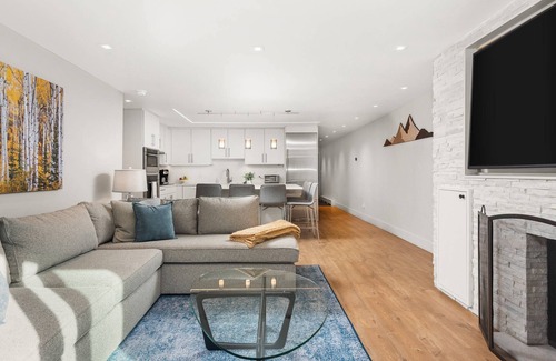 Aspen Condo | One Block To Ski-In/Ski-Out On Aspen Mtn! Three Blocks To Downtown! Parking, Wood FP, W/D