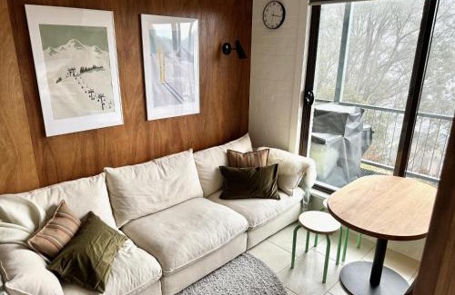 Falls Creek Apartment | One Cedarwood - Petite Challet Falls Creek