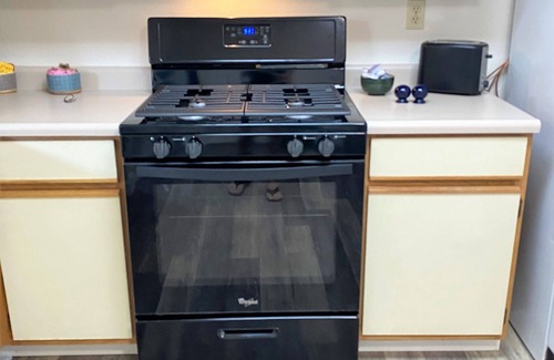 Northwest Reno House | One Level Newly Remodeled Home Mins Downtown