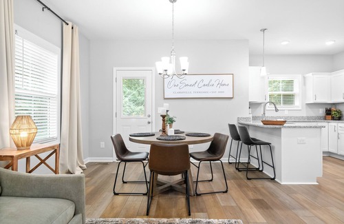 Clarksville House | One-Of-A-Kind Cookie Themed Stay for up to 6