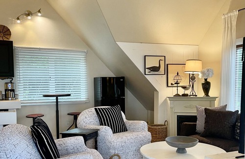 Homer Apartment | ONE OF ALASKA'S BEST TRAVEL DEALS!