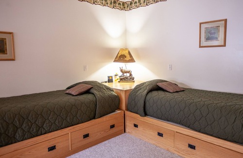 Jeffersonville Resort | One of Vermont's best resorts ~ Suits all seasons!
