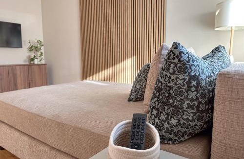 Seekirchen Markt Apartment | "ONE" - Premium Apartments Seekirchen - Dein Rückzugsort mit exklusivem Flair und privater Terrasse