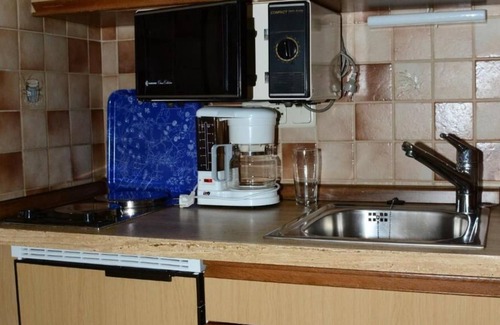 Entfelden Apartment | One-room apartment everyone with balcony and view of the mountains 35sqm