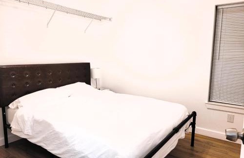 Tallahassee House | One room in a renovated duplex house near FSU