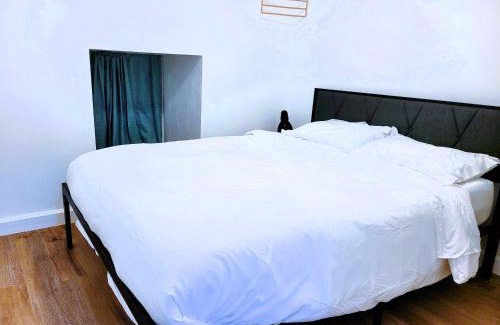 Tallahassee House | One room in a renovated duplex house near FSU