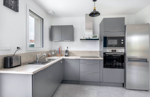 Saint-Michel-Chef-Chef Ski Chalet | One-storey house for 7 people in Saint-Michel