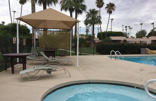 Yuma House | One story fully furnished townhouse