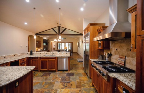Dalton Ranch House | One story townhome in gated community close to downtown Durango, skiing, golfing