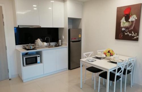 Pratumnak Hill Apartment | One Tower 1 Bed 105 by ThaiminatorPattaya