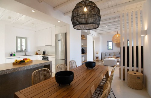 Antiparos Villa | ONEIRO VILLA. ANTIPAROS AS DREAMY AS IT GETS