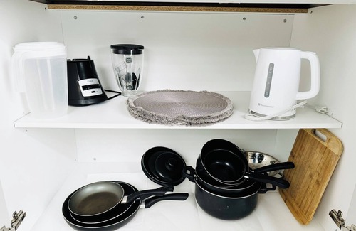 Thorold House | Only 10 minutes away from Niagara Falls! Beautiful brand new 3 bedroom house.