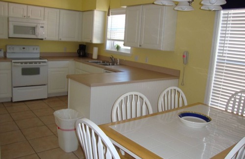 Sand Point Condo | ONLY In-Town Neighborhood w/Restaurant, Bar, Pool/Hot Tub, Beach & Cart Access