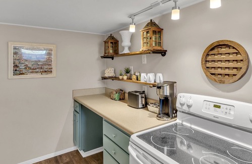 Waynesville Apartment | Only TWO BLOCKS from Main Street!