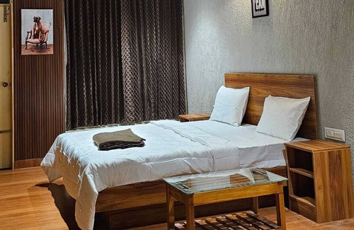 Wellington Hotel | OOTY GRAND VALLEY