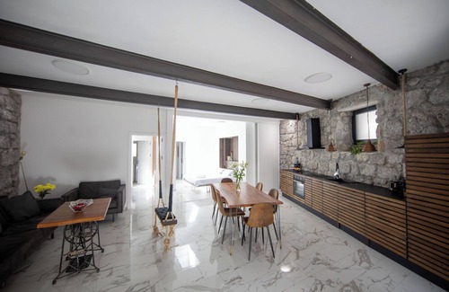 Opatija House | Opatija Rooftop Garden Oasis by the Beach ArtSpace