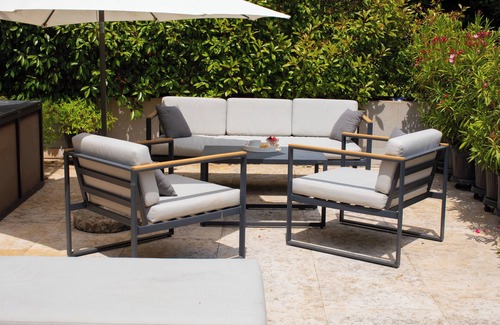 Opatija House | Opatija Rooftop Garden Oasis by the Beach ArtSpace