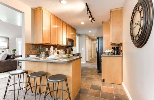 Midvale House | Open Concept Home * Private Hot Tub * Fireplace *