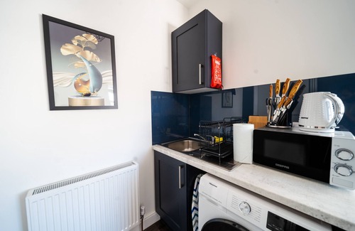 Bognor Regis Apartment | Open Mind Property - Cozy Flat with 2 Beds